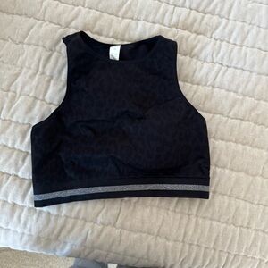 Avocado Black Top